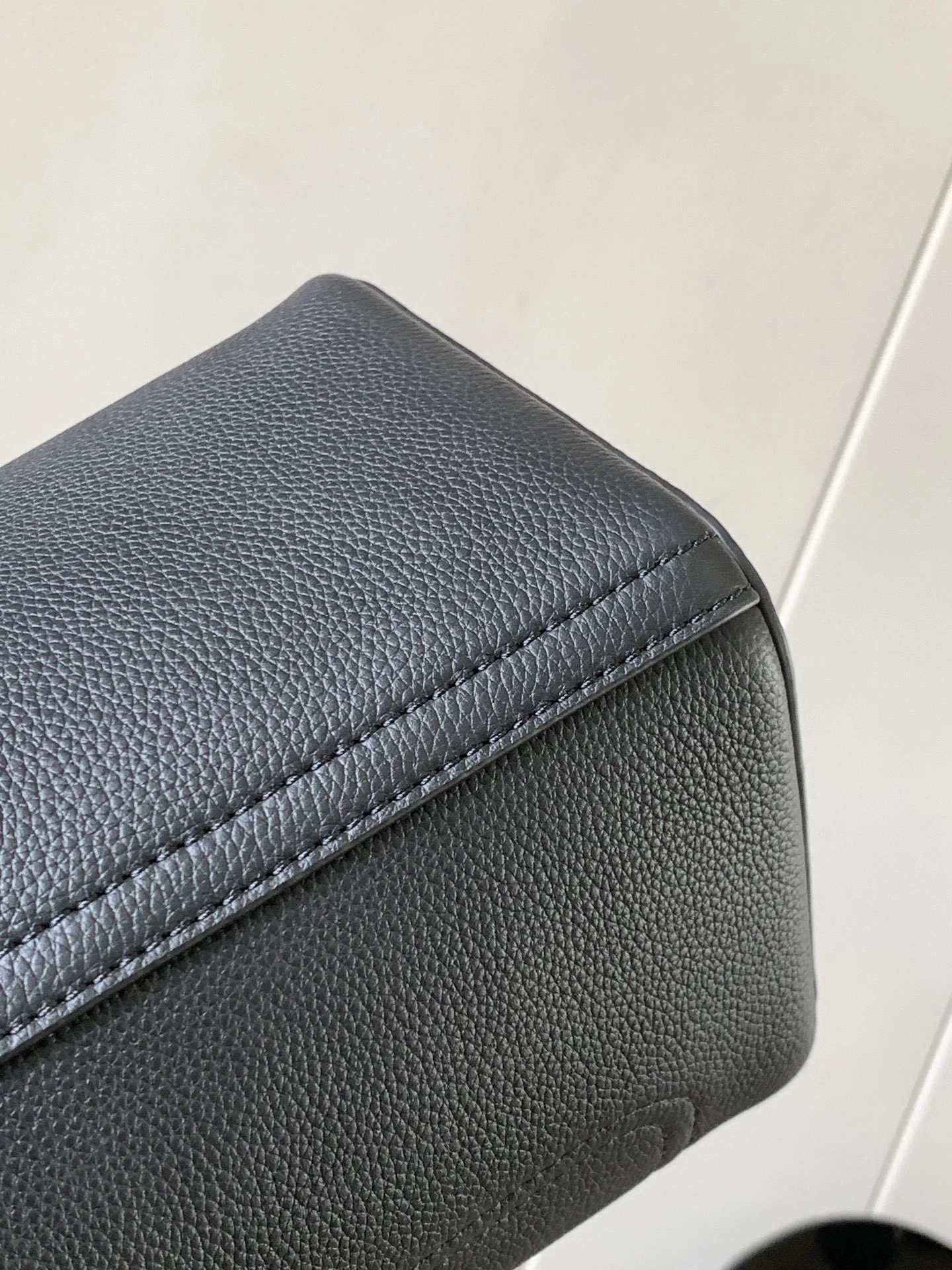 Contemporary Loewe Bucket Bags 71993
