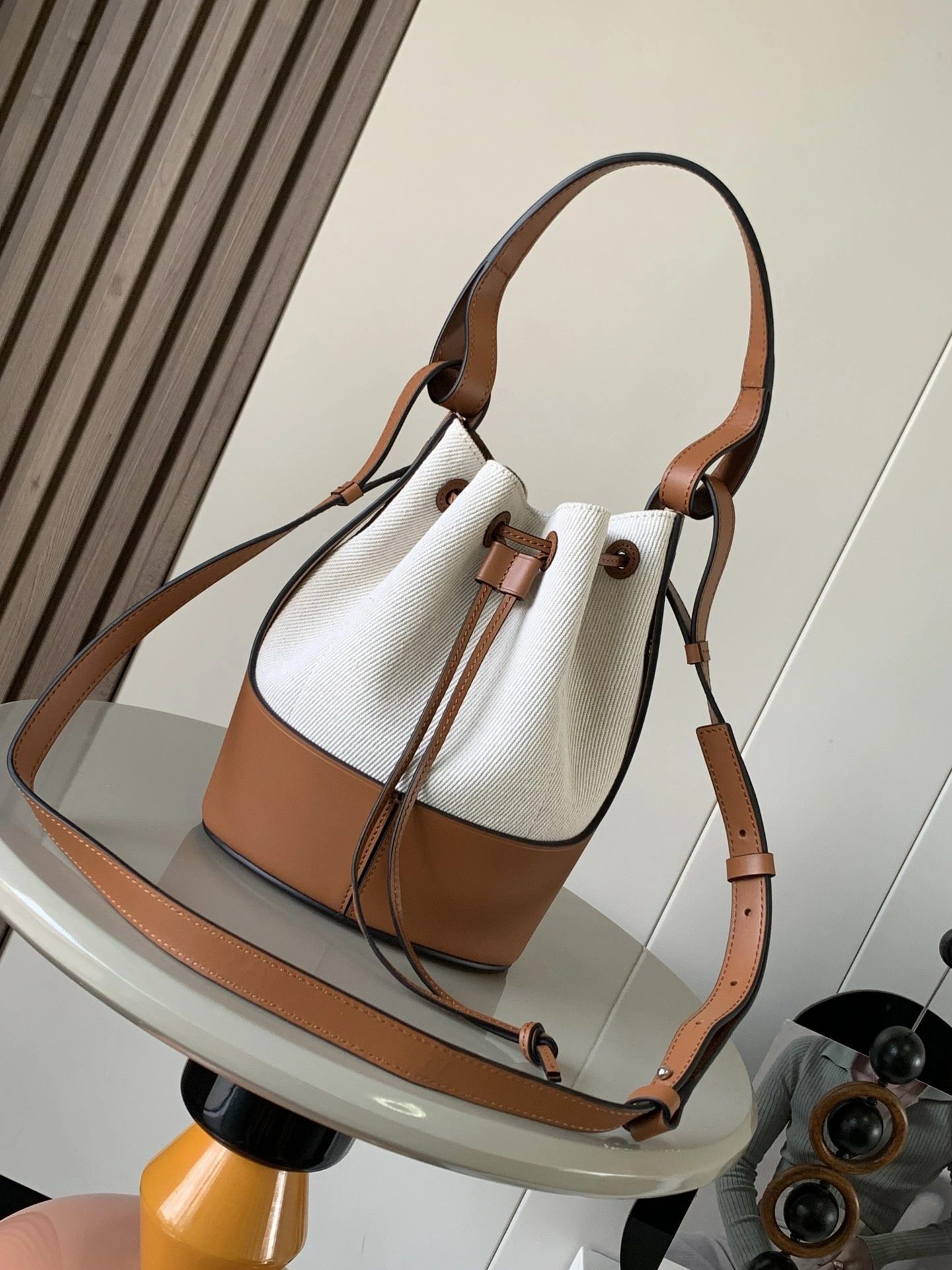 TimelessDesign Loewe Bucket Bags 72046