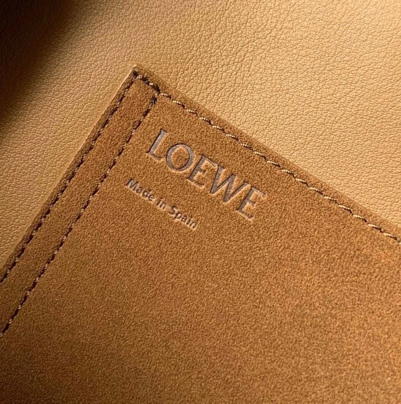 Loewe Bucket Bags Packable 67133