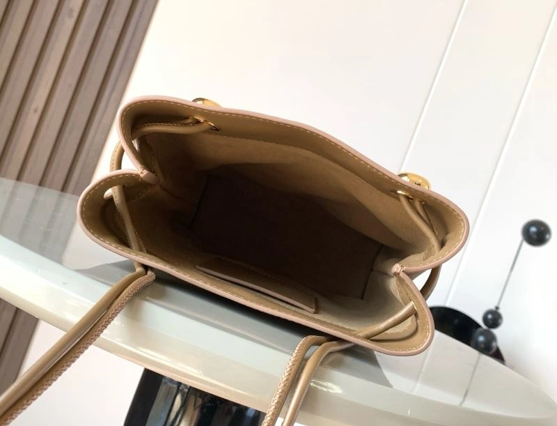 Loewe Bucket Bags Stretchable 61312