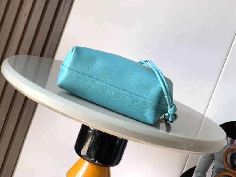 Modern Loewe Bucket Bags 61317