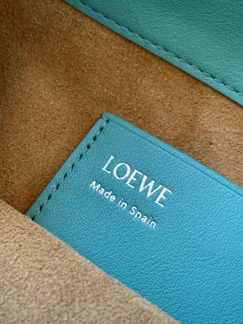 Modern Loewe Bucket Bags 61317