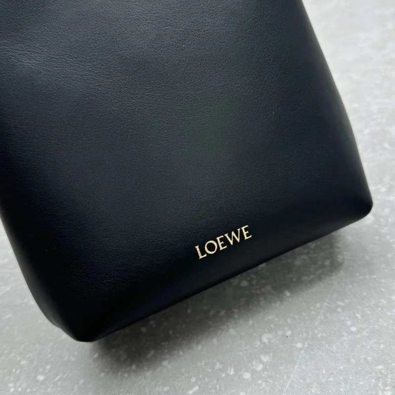 Timeless Loewe Bucket Bags 55691