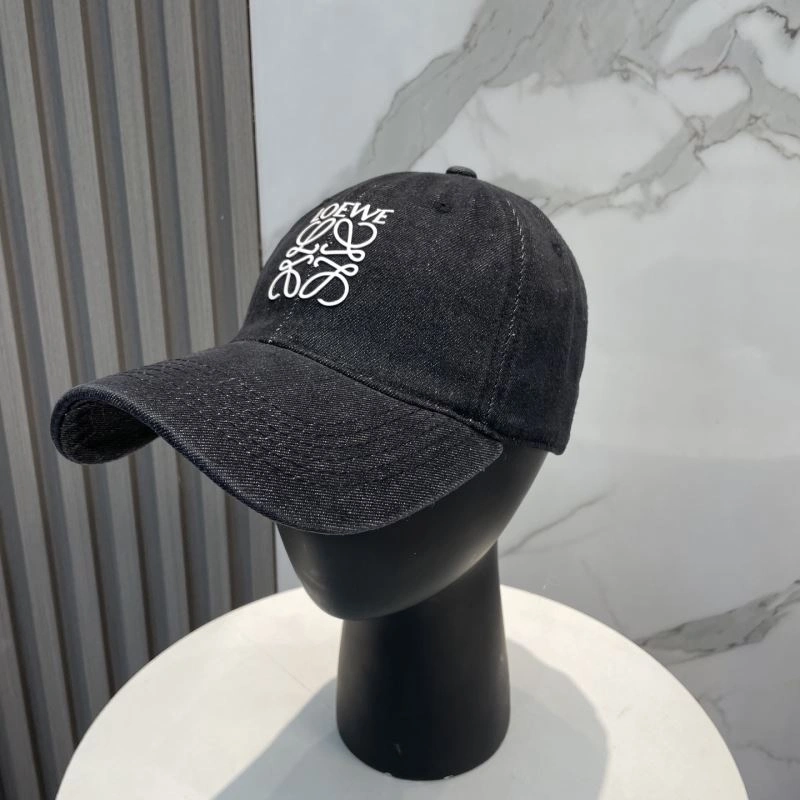 Effortless Loewe Caps 258439