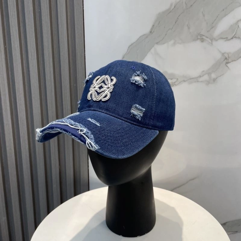 Unique Loewe Caps 258398