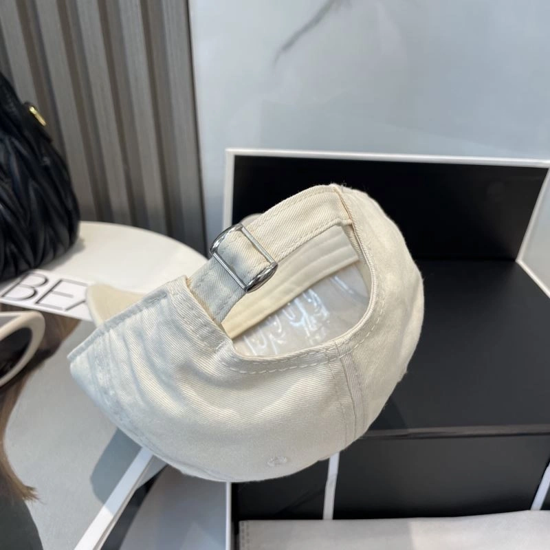 OdorResistant Loewe Caps 258408