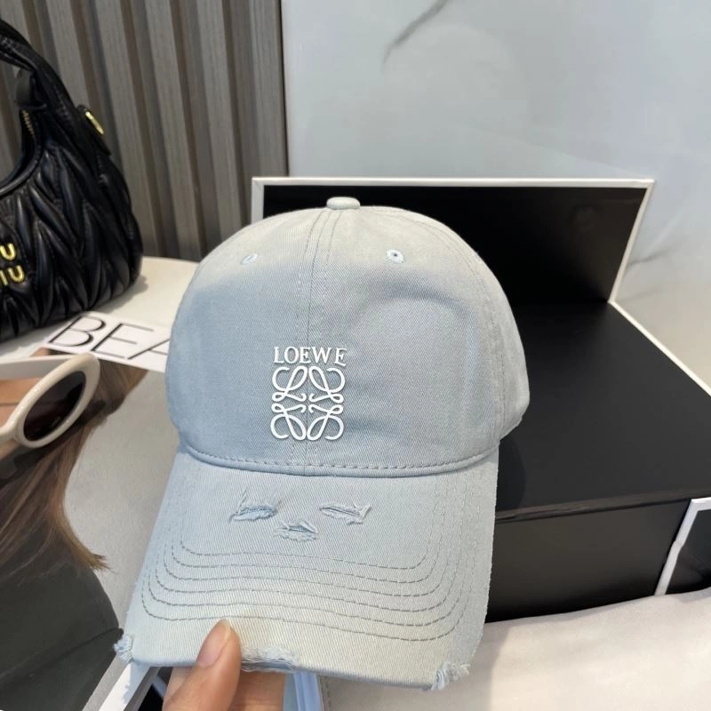 Lightweight Loewe Caps 258400