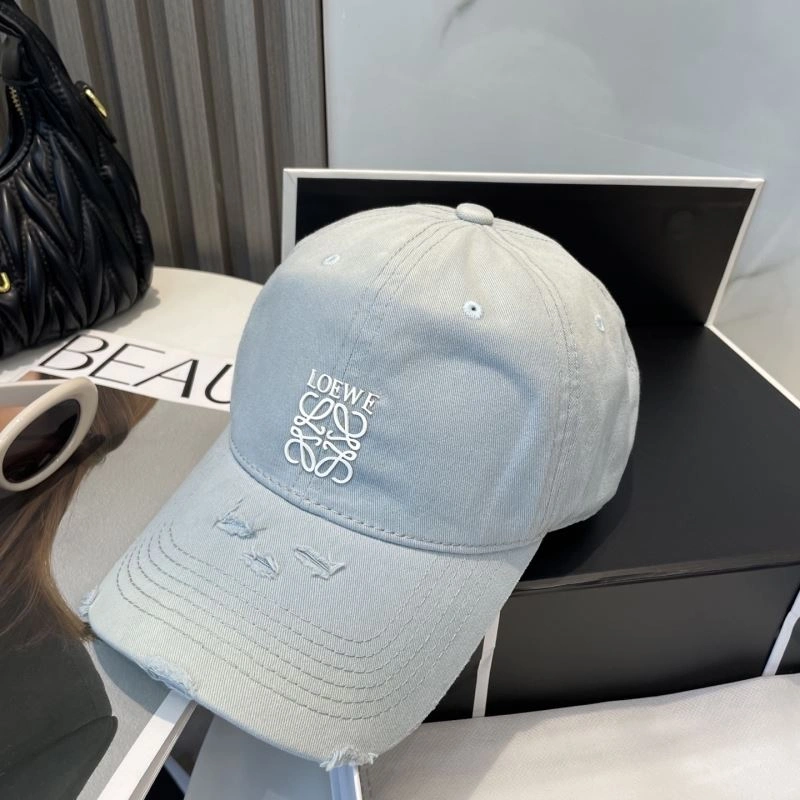Lightweight Loewe Caps 258400