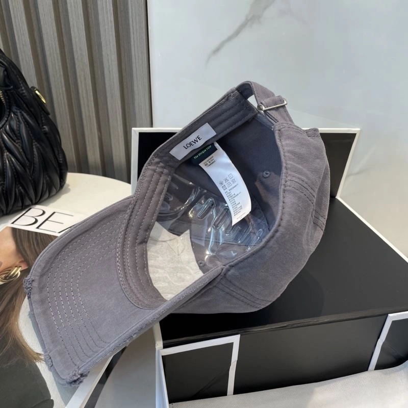 Original Loewe Caps 258391