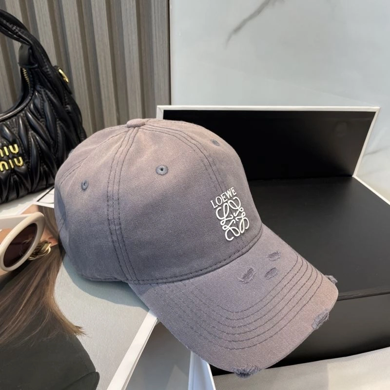 Original Loewe Caps 258391