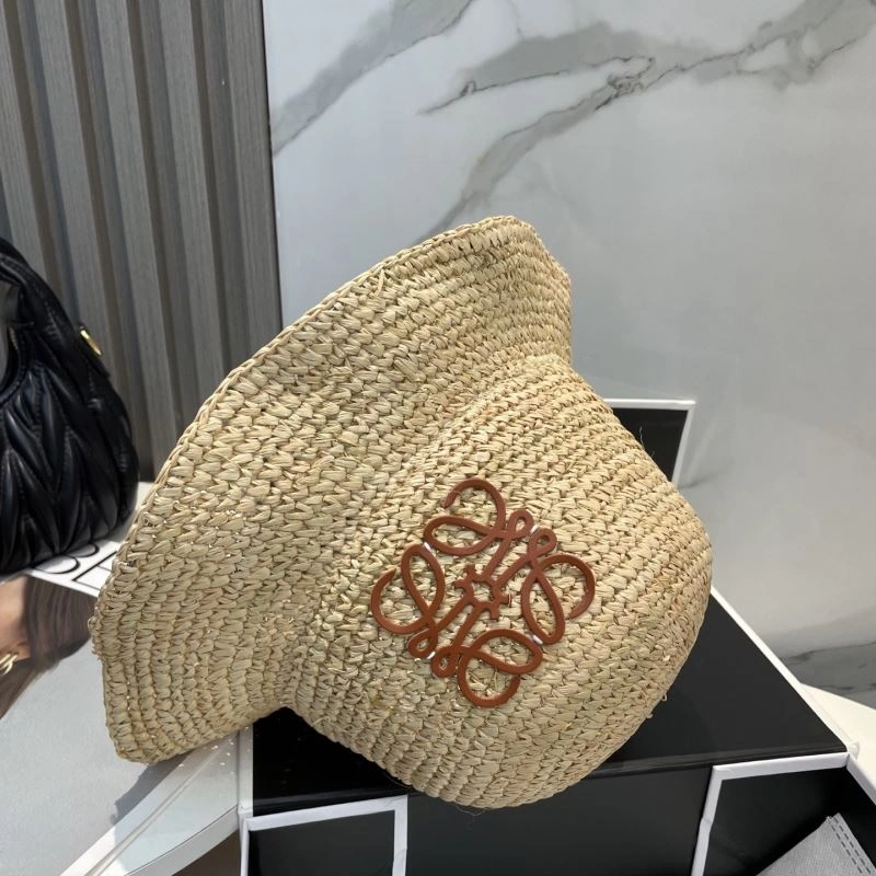 Lightweight Loewe Caps 258449
