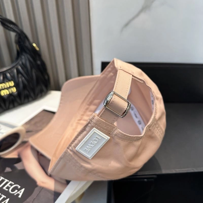 WeatherProof Loewe Caps 258351