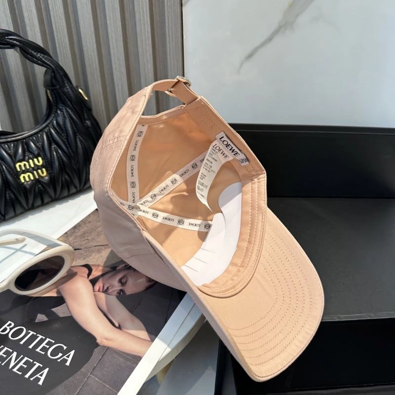 WeatherProof Loewe Caps 258351