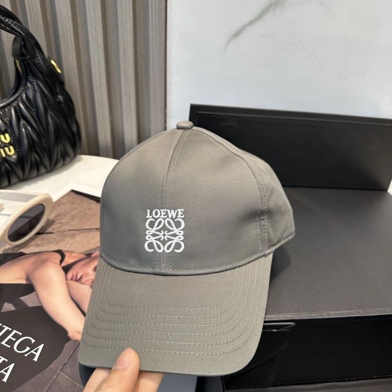OdorResistant Loewe Caps 258356