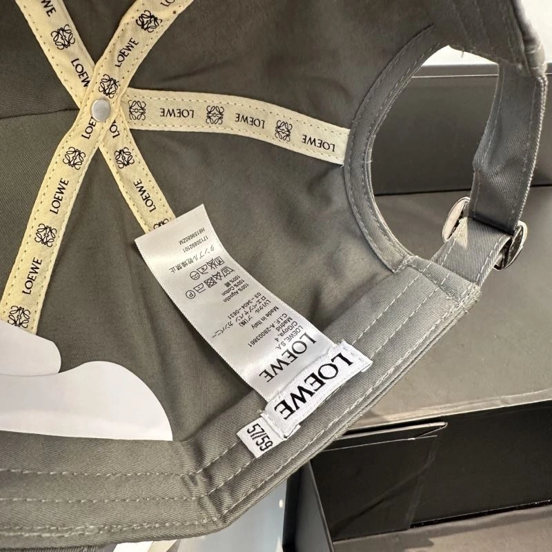OdorResistant Loewe Caps 258356