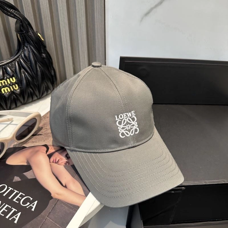 OdorResistant Loewe Caps 258356