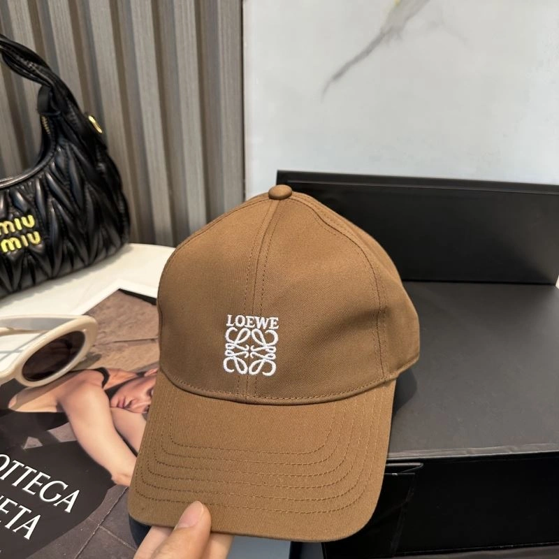 Unique Loewe Caps 258344