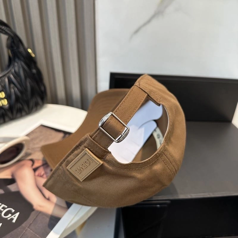 Unique Loewe Caps 258344