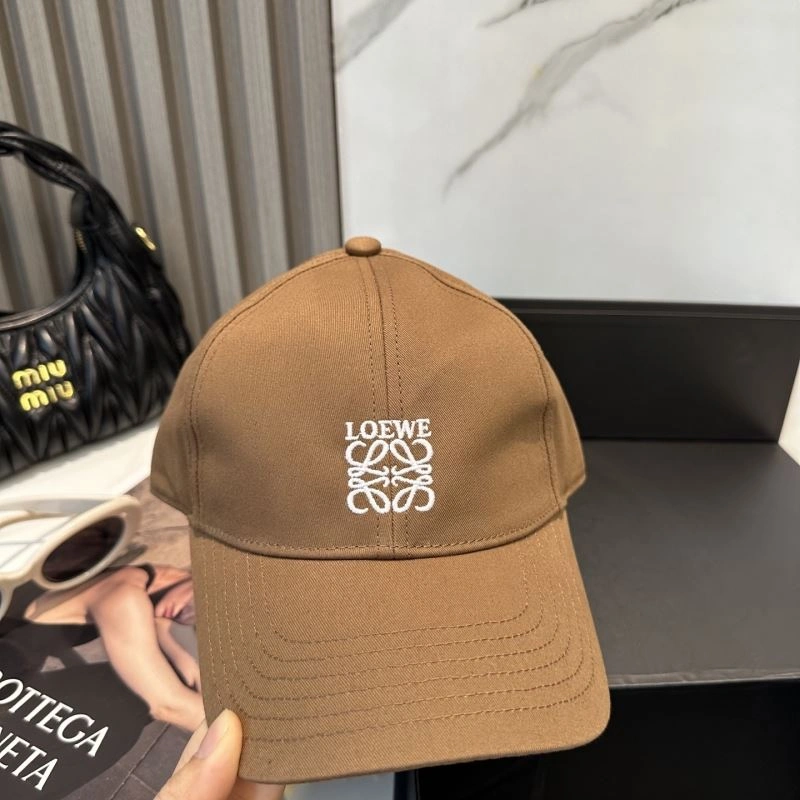 Unique Loewe Caps 258344