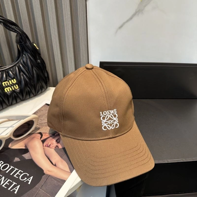 Unique Loewe Caps 258344