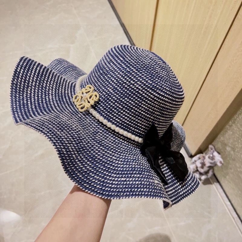 Lightweight Loewe Caps 261961