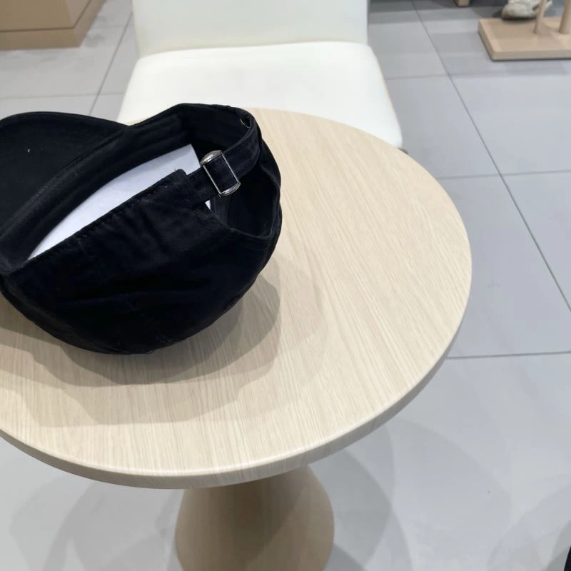 Resilient Loewe Caps 261981