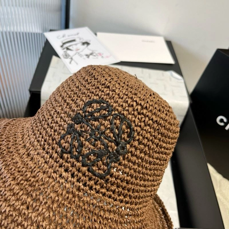 Refined Loewe Caps 261957
