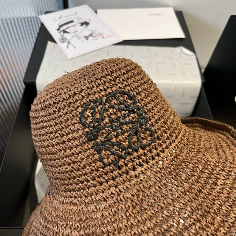 Refined Loewe Caps 261957