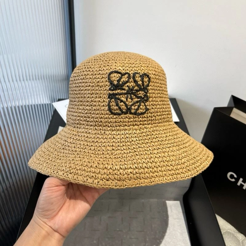 Loewe Caps Neat 261941