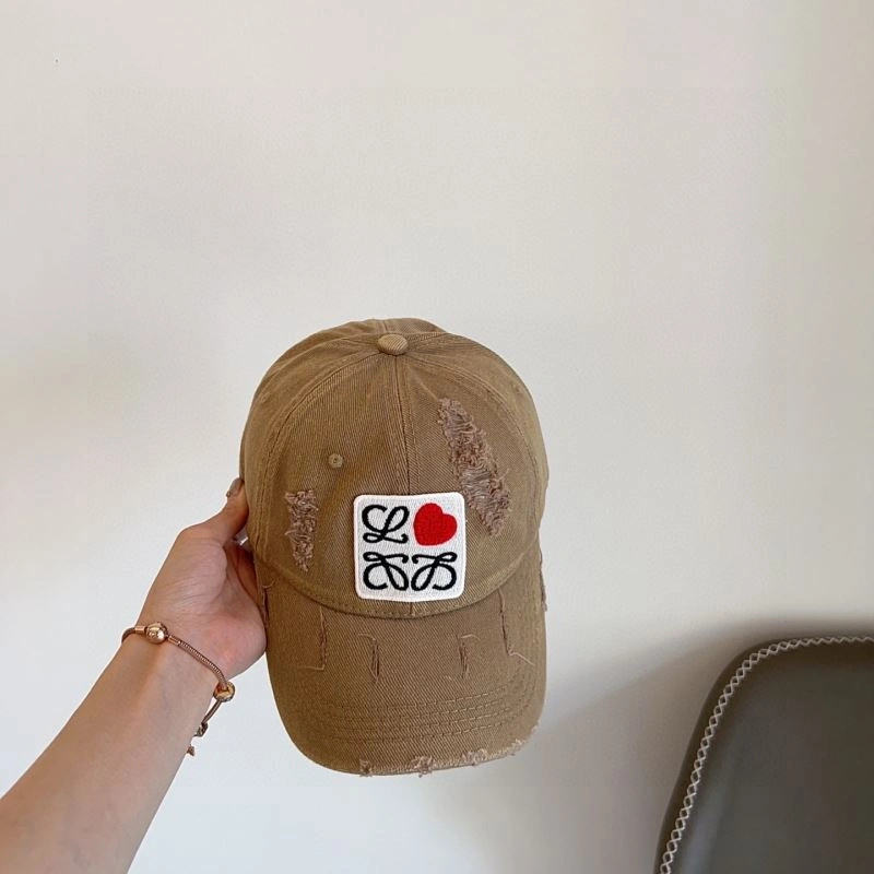 Snug Loewe Caps 261933