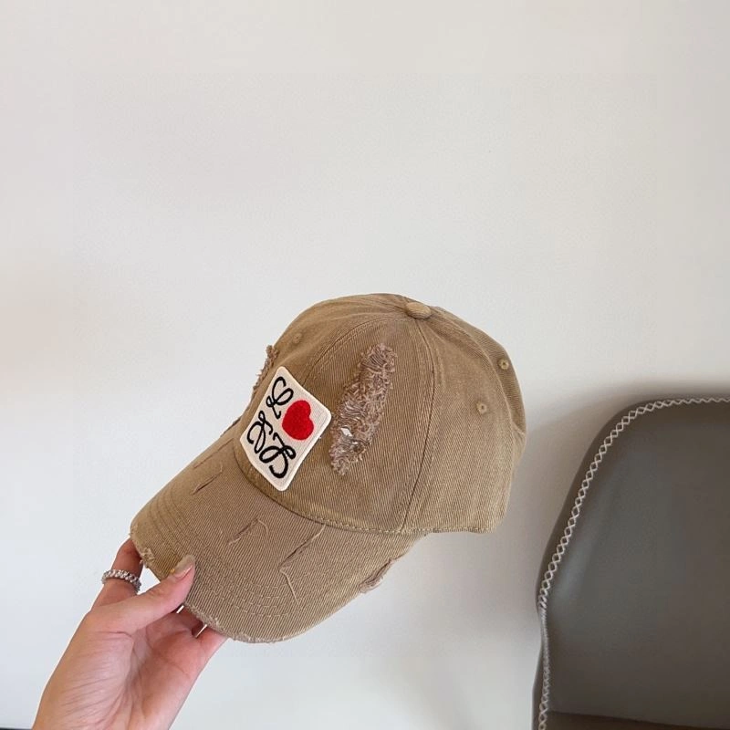 Snug Loewe Caps 261933