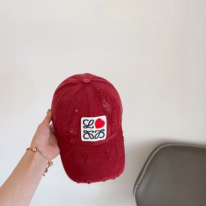 Bright Loewe Caps 261914