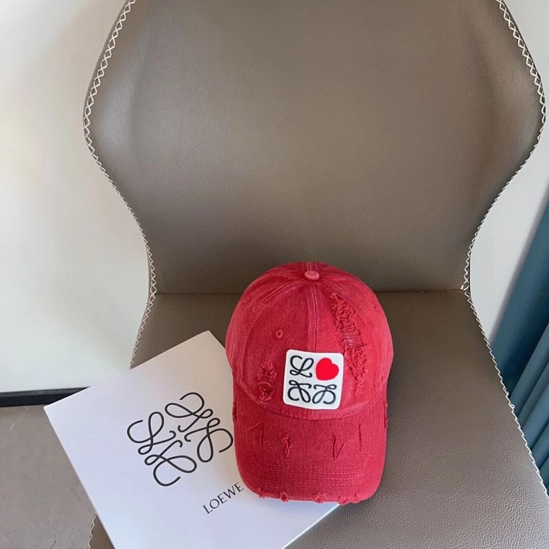Bright Loewe Caps 261914