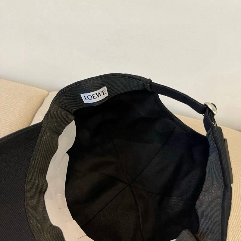 MultiPurpose Loewe Caps 261909