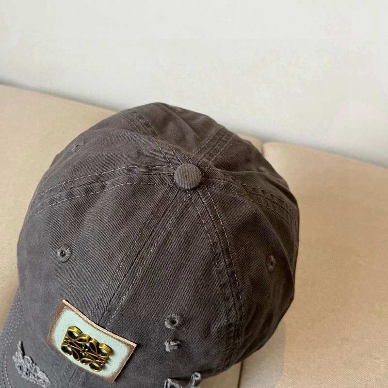 Popular Loewe Caps 261911