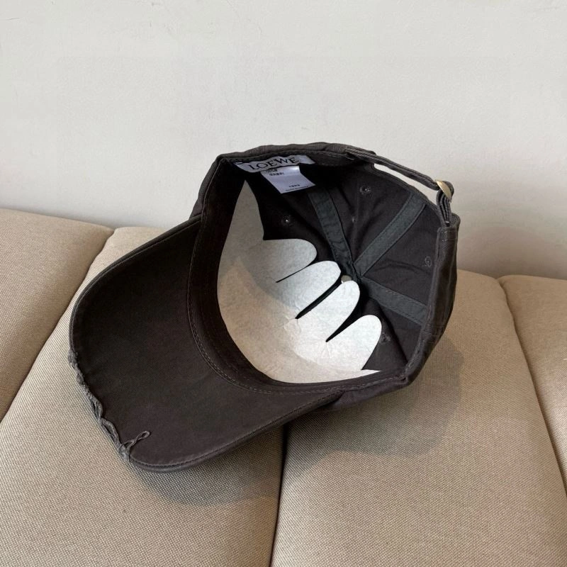 Popular Loewe Caps 261911