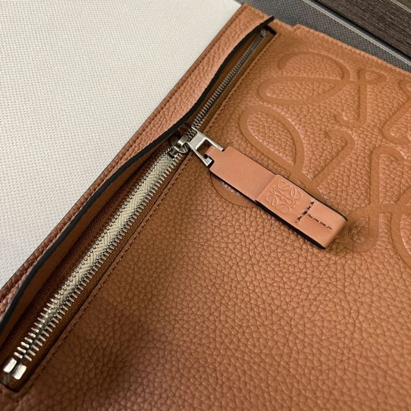 Loewe Clutch Bags Breathable 77427