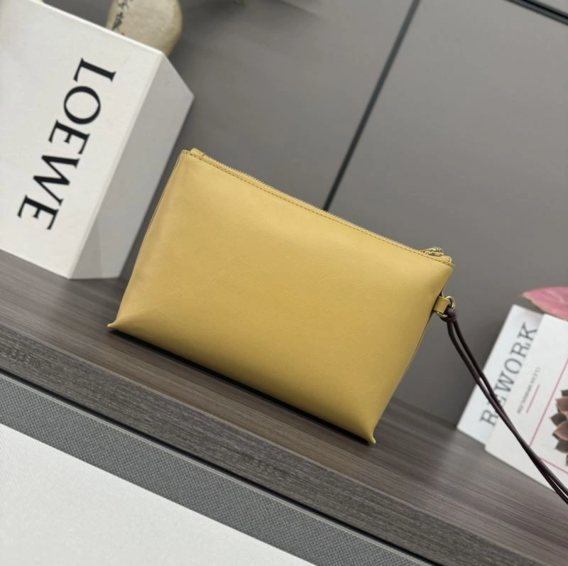 GoodFit Loewe Clutch Bags 61686