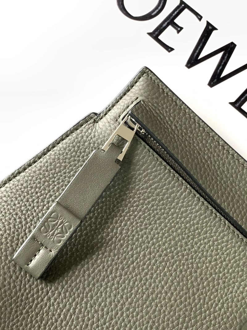 Cozy Loewe Clutch Bags 77531