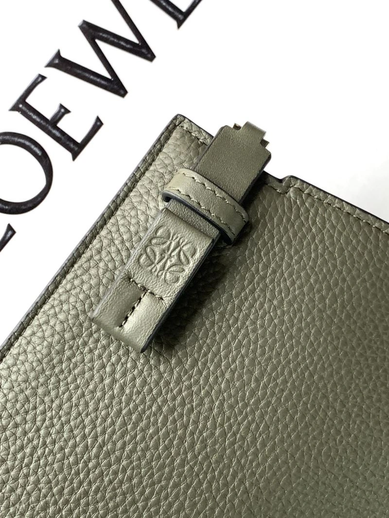 Cozy Loewe Clutch Bags 77531