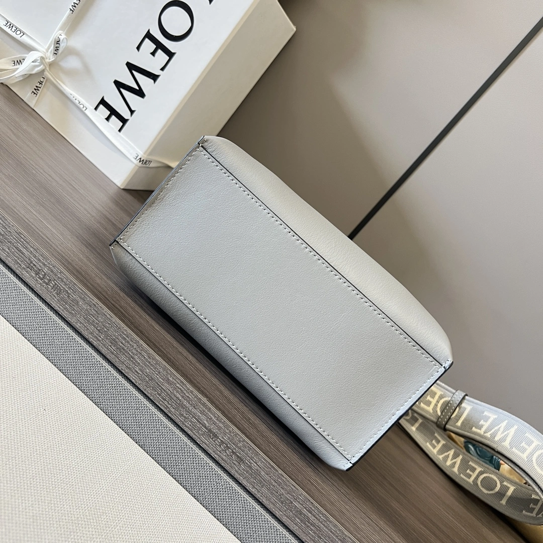 Loewe Cubi Bags SmartChoice 72184