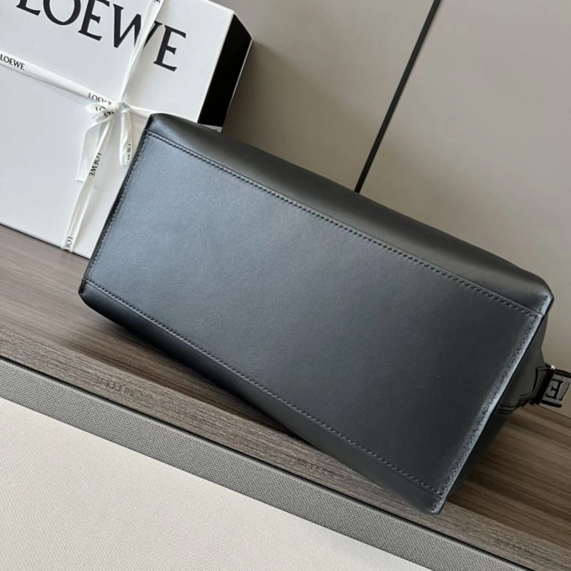 Loewe Cubi Bags Practical 61680