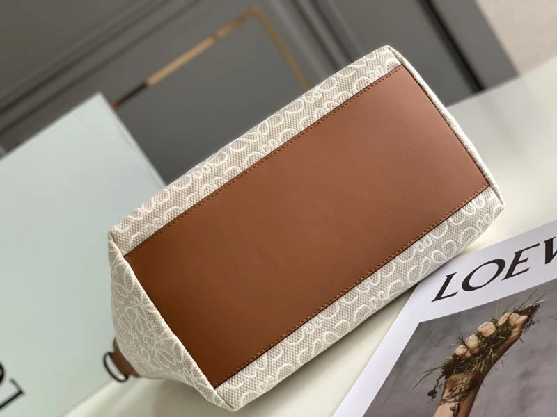 Loewe Cubi Bags Compact 61682