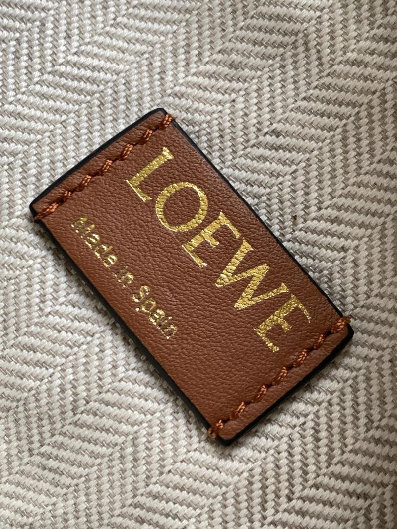 Loewe Cubi Bags Compact 61682