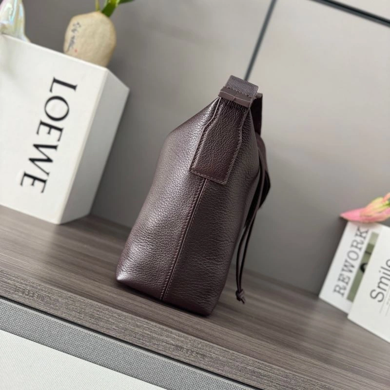 Trendsetting Loewe Cubi Bags 61720