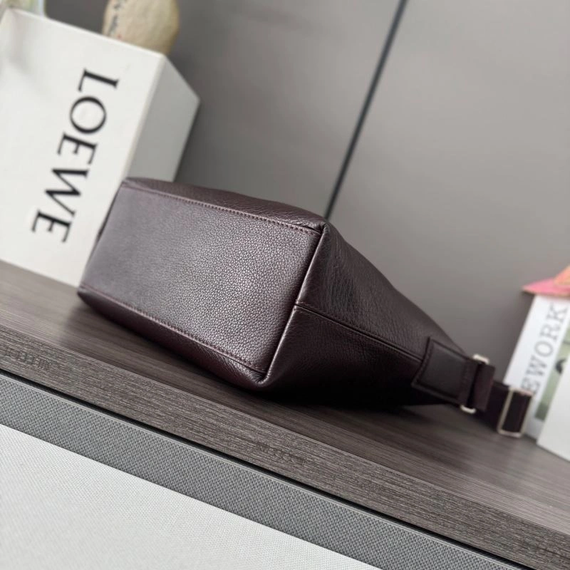Trendsetting Loewe Cubi Bags 61720