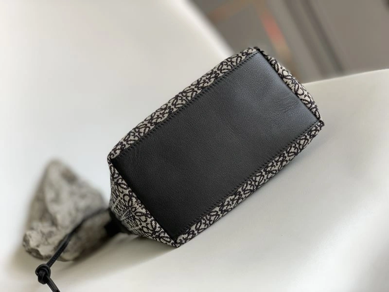Loewe Cubi Bags Fashionable 61703