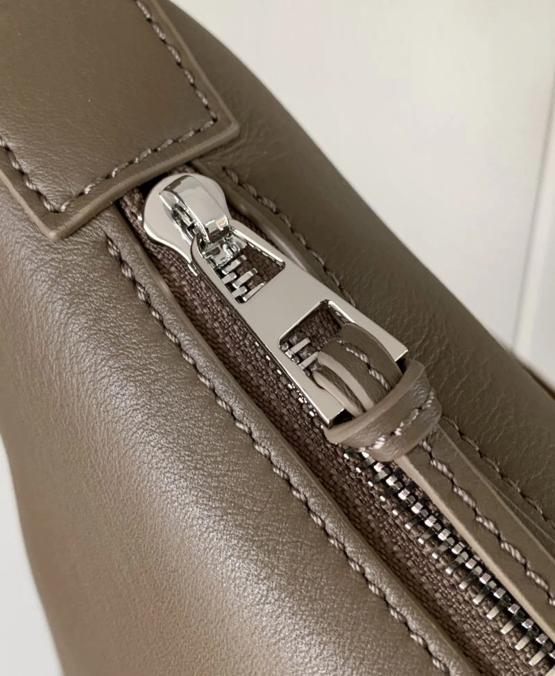 Loewe Cubi Bags GoodFit 73256