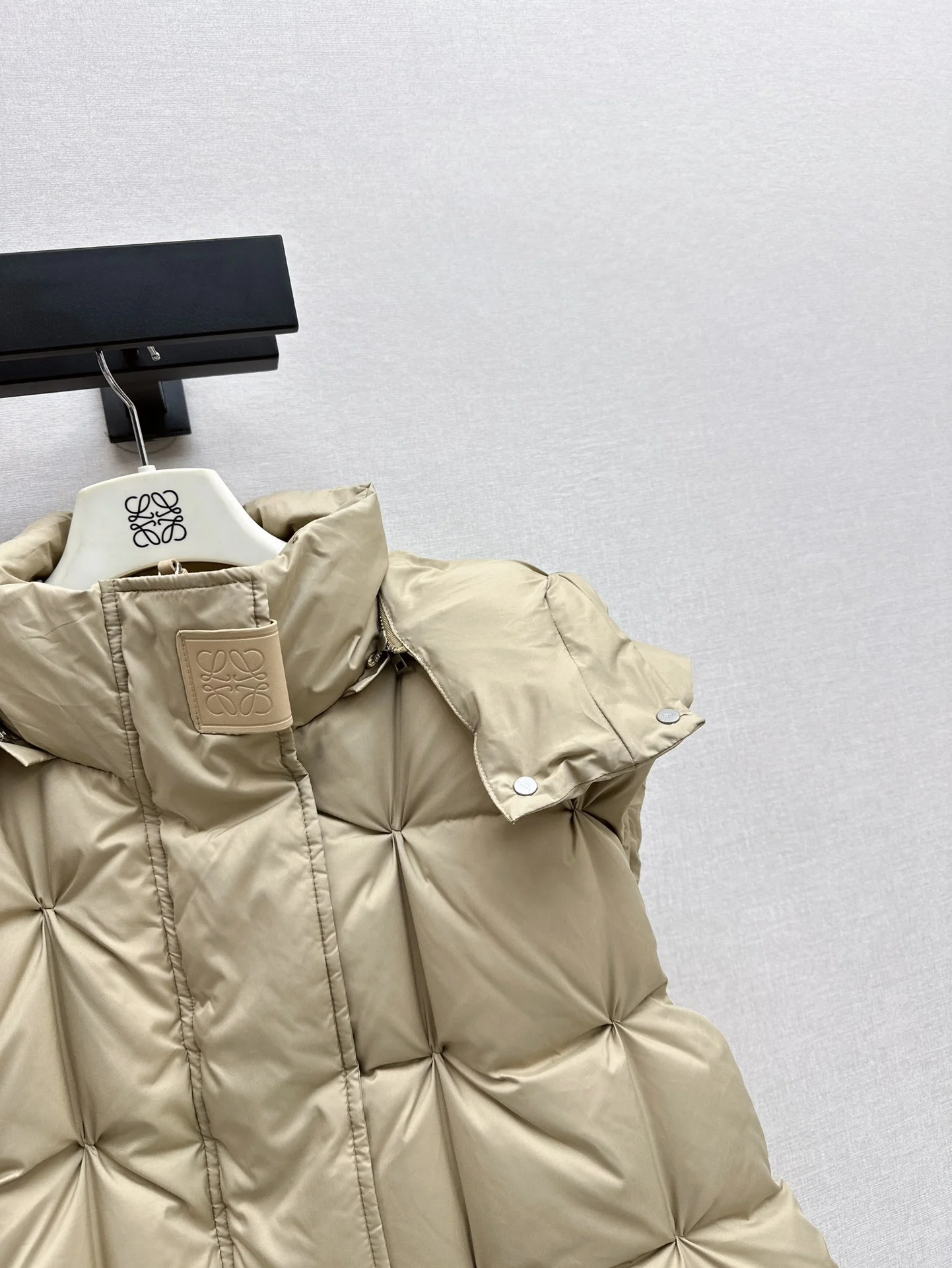 Minimalist Loewe Down Jackets 165465