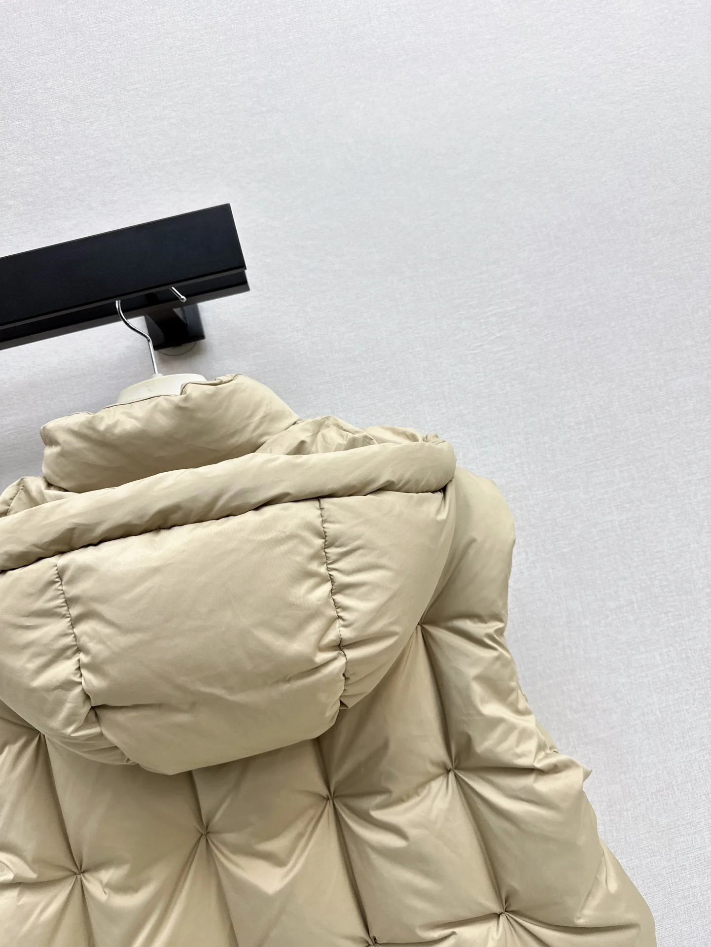 Minimalist Loewe Down Jackets 165465